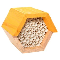Insektenhotel Für Wildbienen, Sechseckig, Naturbelassen, 12,8 X 14,6 X 14,8 Cm -Die grüne Ecke 0910160156 Bienenhaus sechseckig Papierstrohhalme1 93632