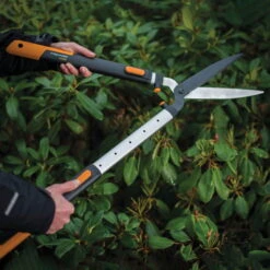 Fiskars SmartFit Teleskop Heckenschere -Die grüne Ecke 0920300643 SmartFit Teleskop Heckenschere HS86 3 107024