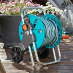 Schlauchwagen AquaRoll S, Gardena, Schlauchlängen Bis 15 M -Die grüne Ecke 0930200441 Schlauchwagen Aqua Roll S Set kpl mit 20m Schlauch und Systemteilen 4 61597