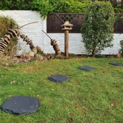 20er-Set Beton-Trittstein 'Typ A', Anthrazit, In Natursteinoptik, 42 X 37 X 3 Cm -Die grüne Ecke 0990100376 Koelle Beton Trittstein Typ A in Natursteinoptik anthrazit 79084 1