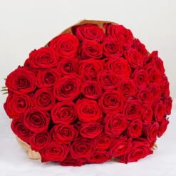 Blumenbund Mit Rosen 'Red Naomi', 50er-Bund, Rot, Inkl. Gratis Grußkarte -Die grüne Ecke 1045500006 Rose Red Naomi 50er Bund 60cm 2 85340