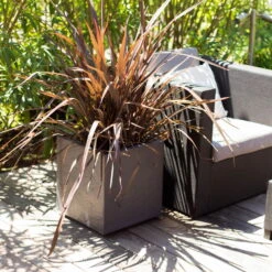 Pflanztrog 'Volcania Dado', Anthrazit, L 39,5 X B 39,5 X H 43,5 Cm -Die grüne Ecke 3230101084 Pflanztrog Volcania Dado anthrazit 39x39xH43cm 31Ltr7 75427